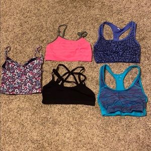 Women’s sports bras/ bralettes